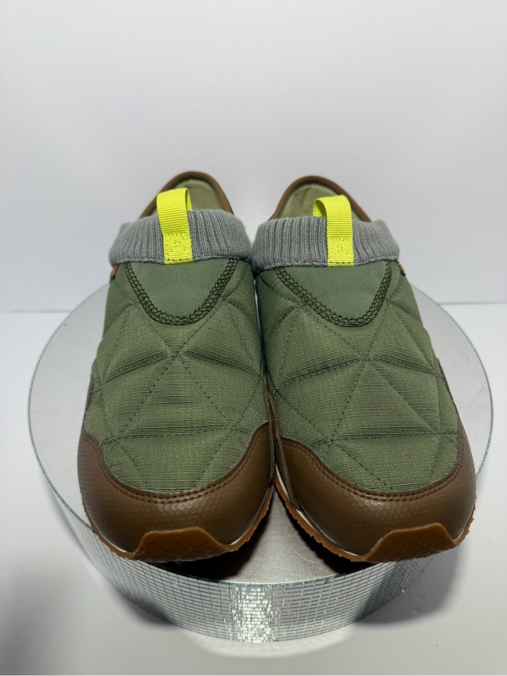 Teva Sandal with Beige Interior and Black Label size 8 new W /out tags